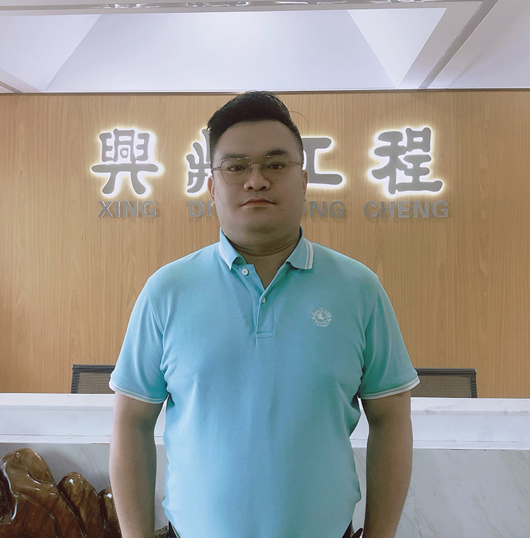 工程师：王钺淞