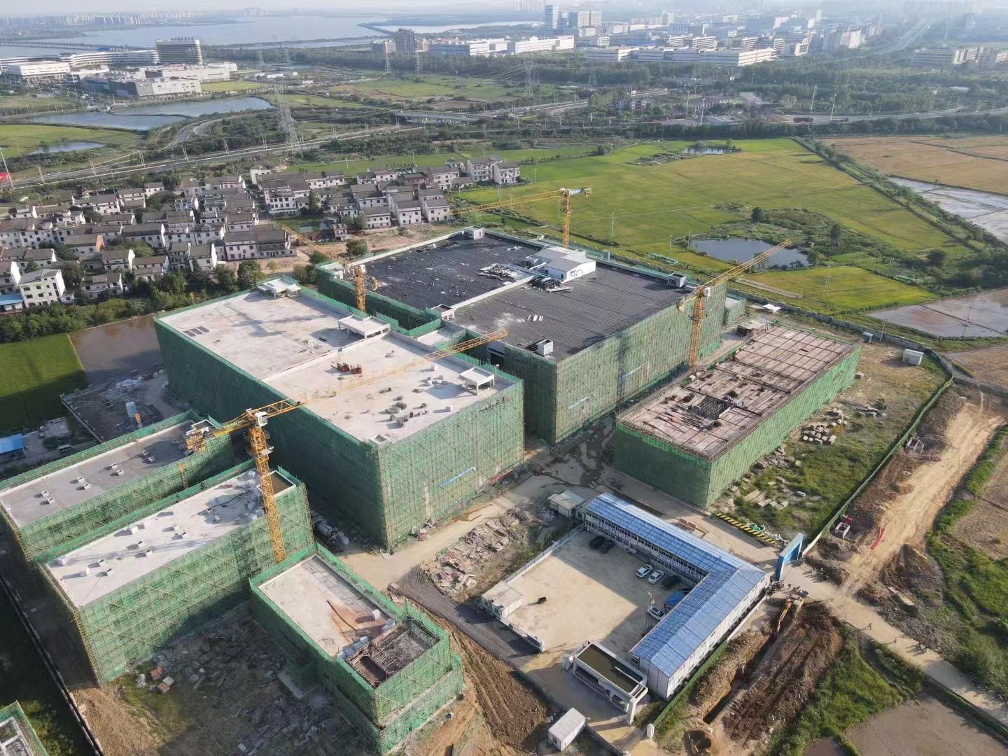 科技赋能，匠心筑梦 | 兴鼎工程打造南昌光群镭射防伪新篇章